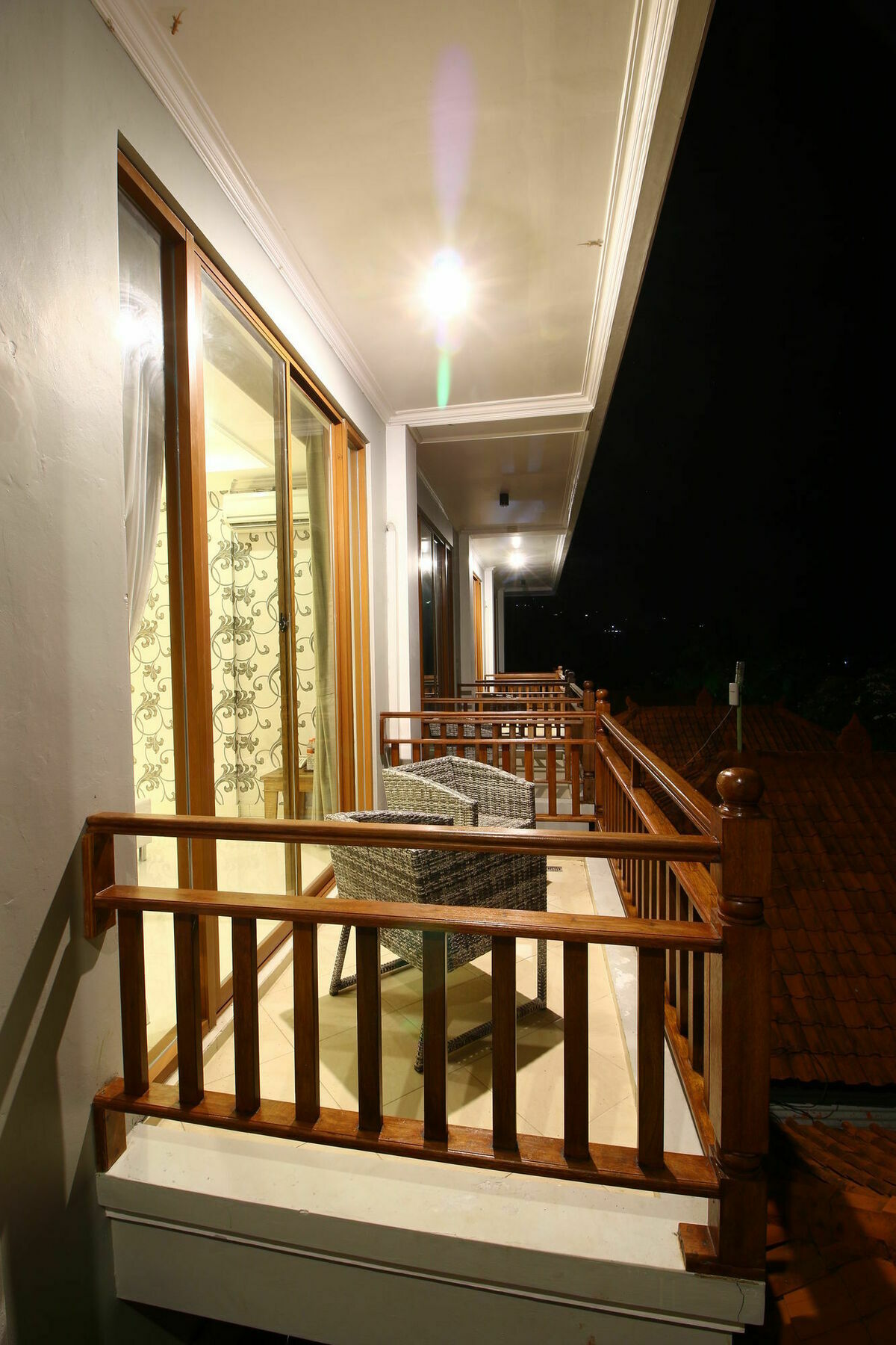 Wahyu Dana Hotel Lovina  Exterior photo
